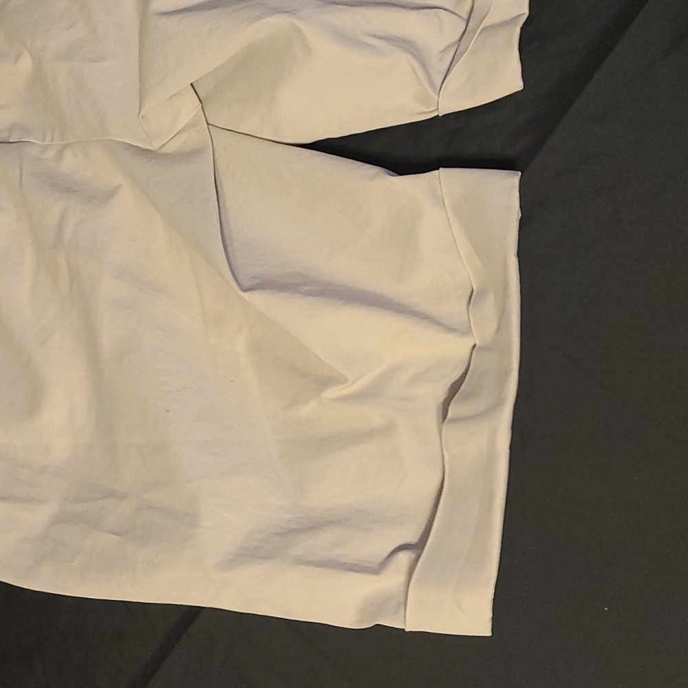 Ann Taylor Khaki Shorts - Curvy 6P - Picture 3 of 5